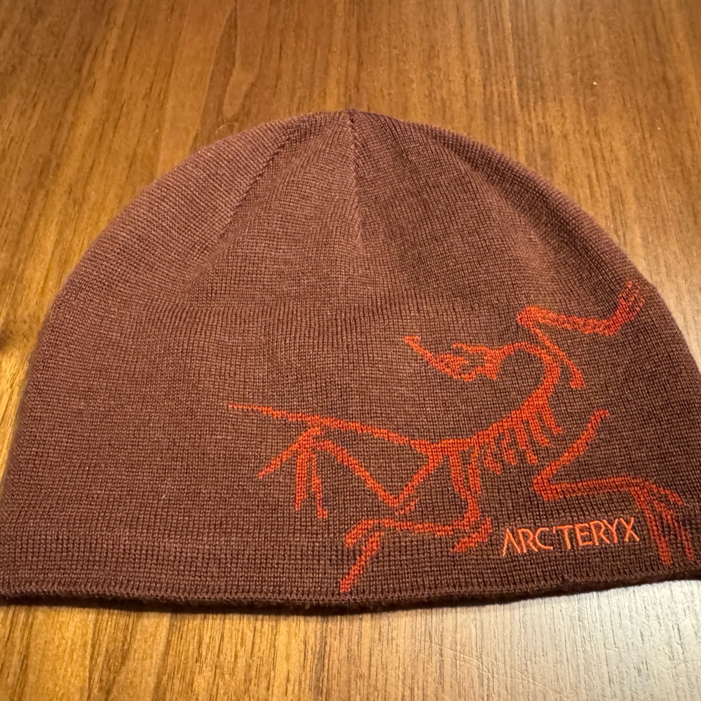 Arc'teryx Burgundy Bird Head Toque Beanie